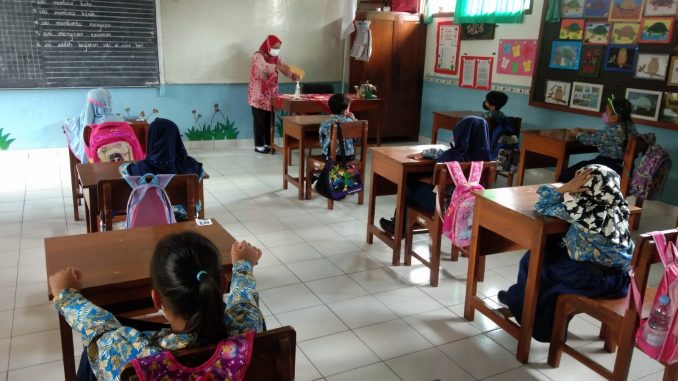 Pastikan Prokes, Satgas Covid-19 Kapanewon Pantau Uji Coba Pembelajaran Tatap Muka Terbatas