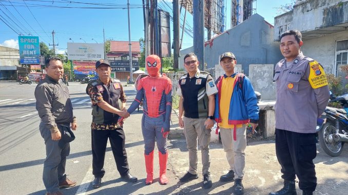 Tindak Lanjut Laporan Warga Terkait Manusia Silver