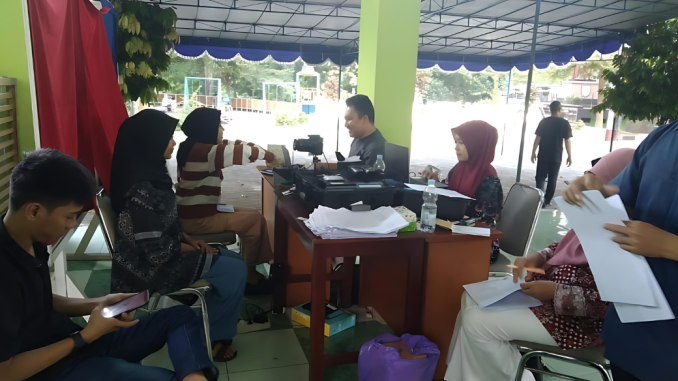 Manfaatkan Momen Liburan Sekolah, Kapanewon Depok Genjot Jemput Bola Perekaman Pemilih Pemula, Aktivasi IKD, dan Pemutakhiran KK