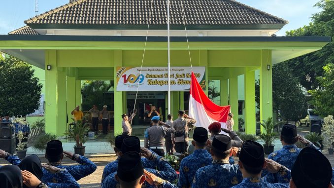 Kapanewon Depok Memperingati Harganas, Hari Koperasi, dan Hari Anak Nasional dengan Upacara Penuh Nasionalisme